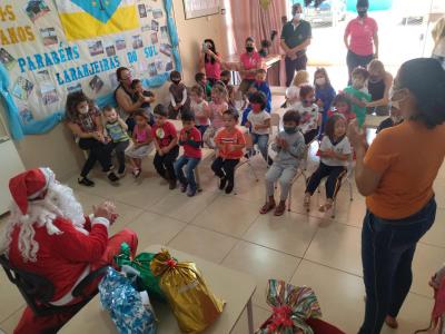 Núcleo Feminino Coprossel e CEMEI Sementinha do Saber levam alegria no Natal das Crianças da Escola